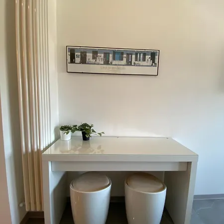 Hostmate - - Sammartini - * ميلان